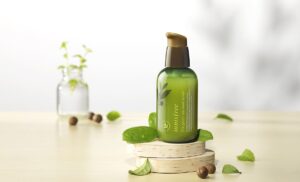 Review Serum dưỡng trắng da Innisfree tinh chất Trà xanh